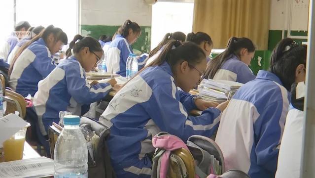 高二掉队｜别甩锅“难度大”，你就是懒+自欺欺人很多高二生掉队后，总爱找借口：“