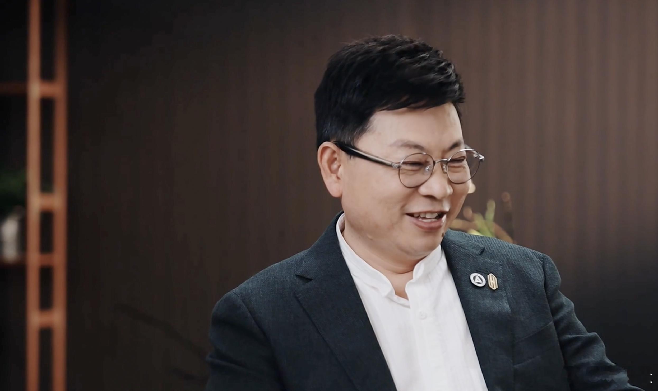 有一种要求叫余承东上汽员工给余承东起外号“磨刀石”。他要求尚界H5既要风阻低、