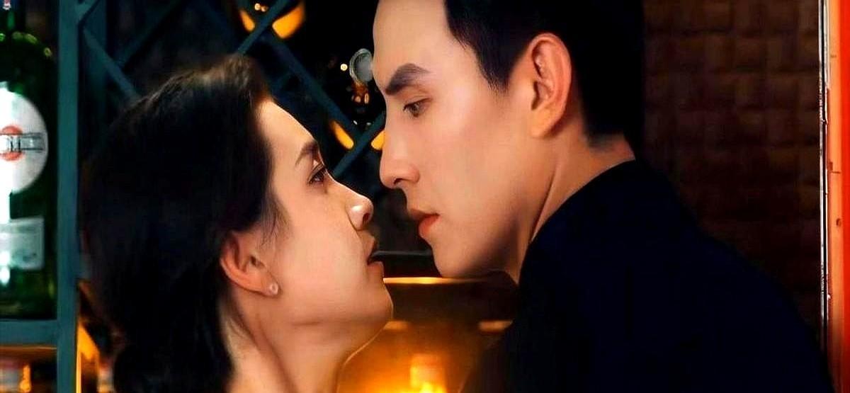 刘萧旭没演霸总，演了个加班到哭的打工人，一眨眼，全网破亿。短剧不靠滤镜了，靠的