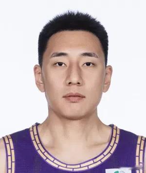 北控队很可能因为一个非常业余的操作，而无缘季后赛，现在北控跟广州战绩一样，都是1