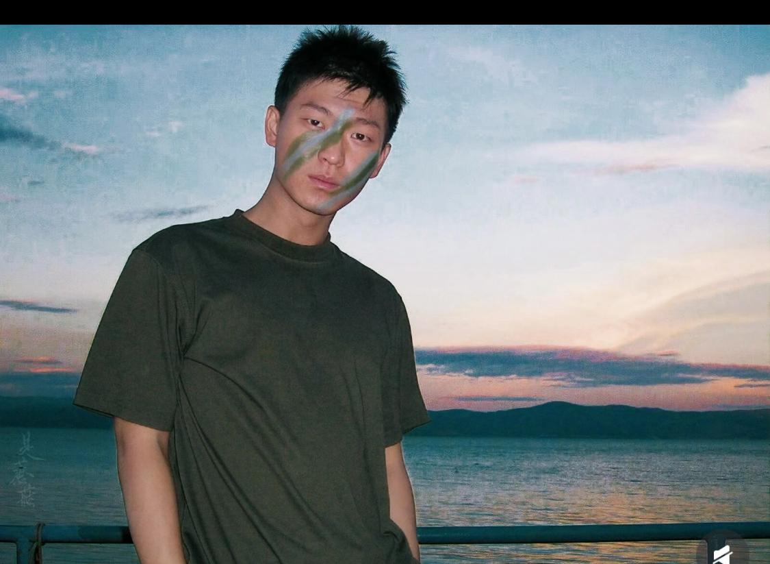 谁还记得《士兵突击》里，钢七连最后的士兵马小帅。他是钢七连第5000名士兵，
