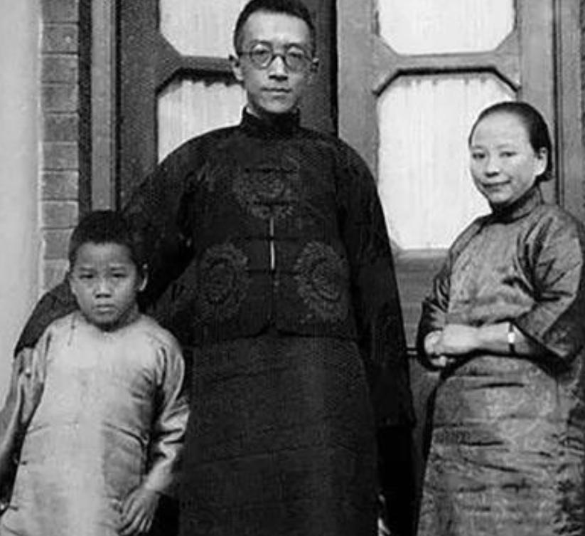 1948年，胡适决定携全家离开大陆，但唯独有一人死活也不肯走，他就是胡适的儿子胡