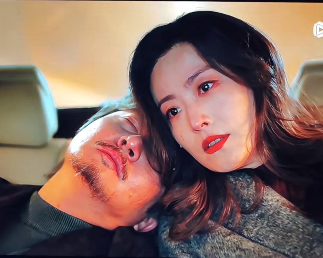 如果老舅没死，你觉得他会再娶吗？毕竟老舅一直挺招女人喜欢的。你看小他20