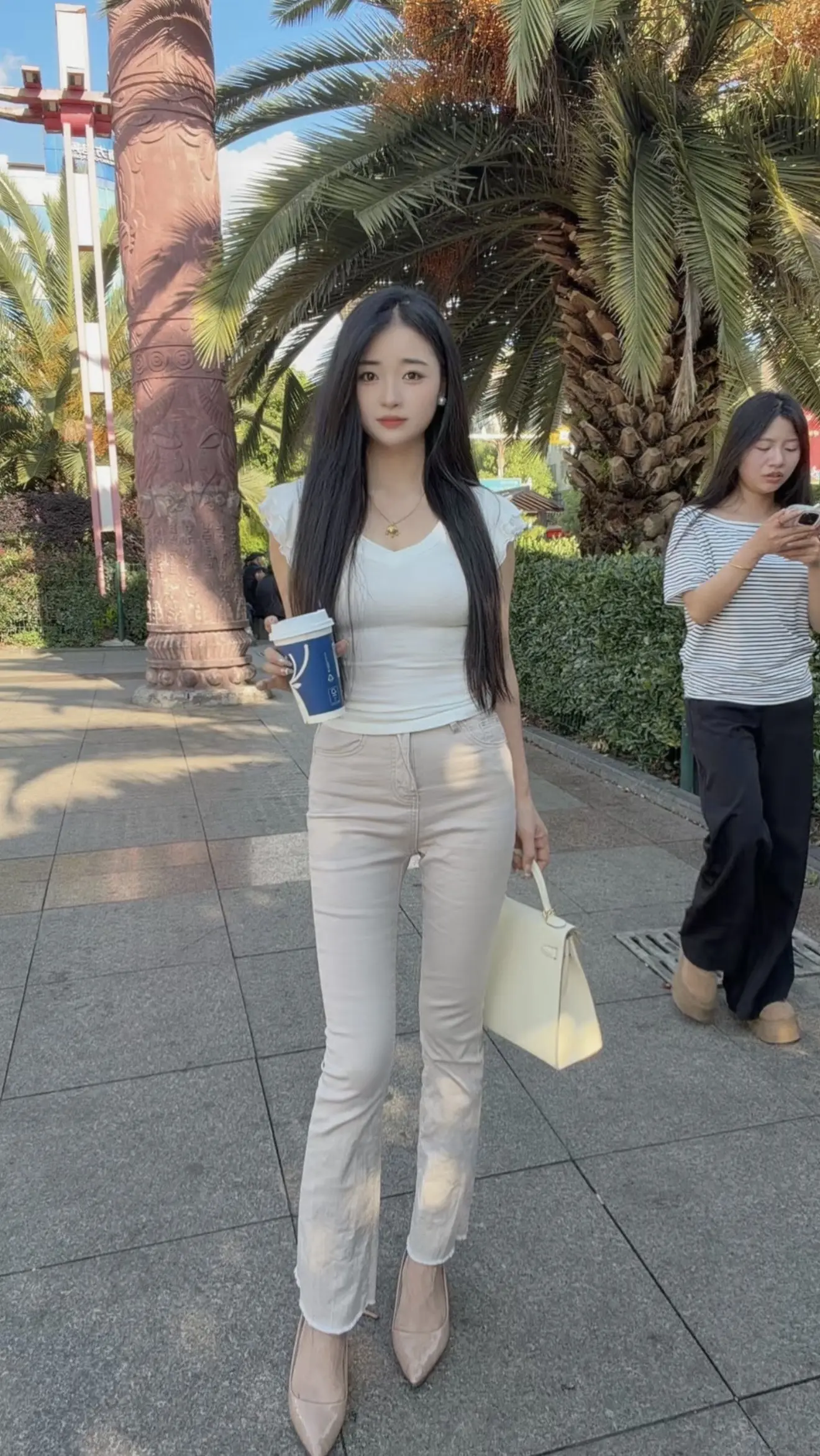 喝咖啡