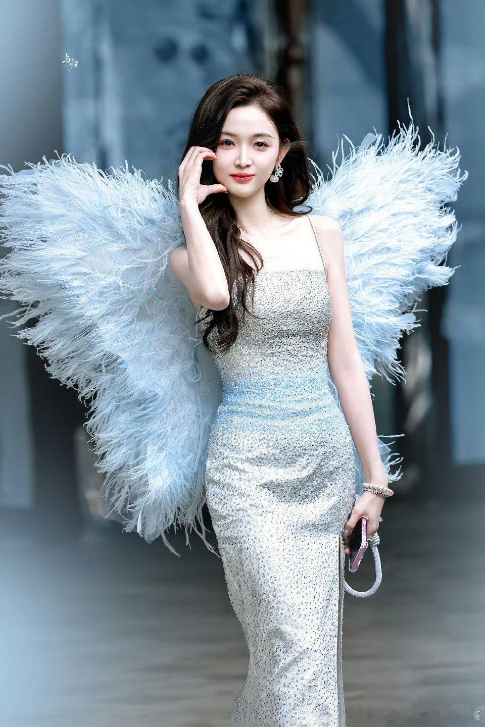 吴宣仪吴宣仪行走的奶油小蛋糕小选520快乐[玫瑰][玫瑰][玫瑰]​​