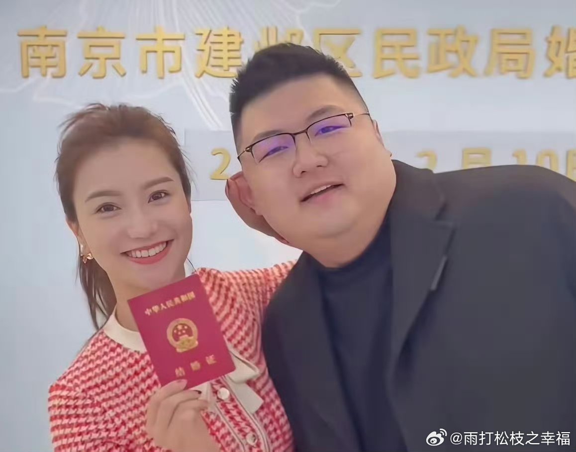 猴哥说车前妻备孕网红猴哥说车的前妻何钰欣官宣备孕，还考虑尝试试管婴儿，而此前两人