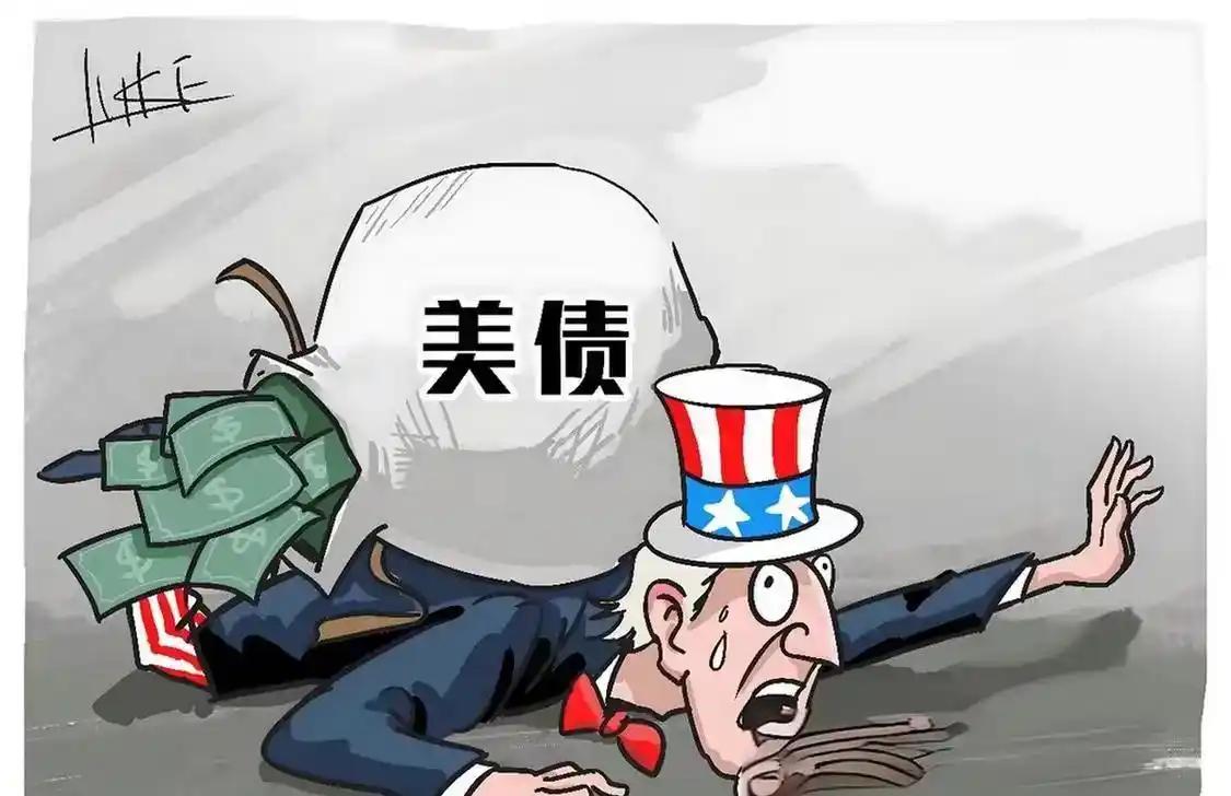 六千八百亿美债持仓在左，七千四百万盎司黄金储备在右。中国正用连续十四个月的增仓动