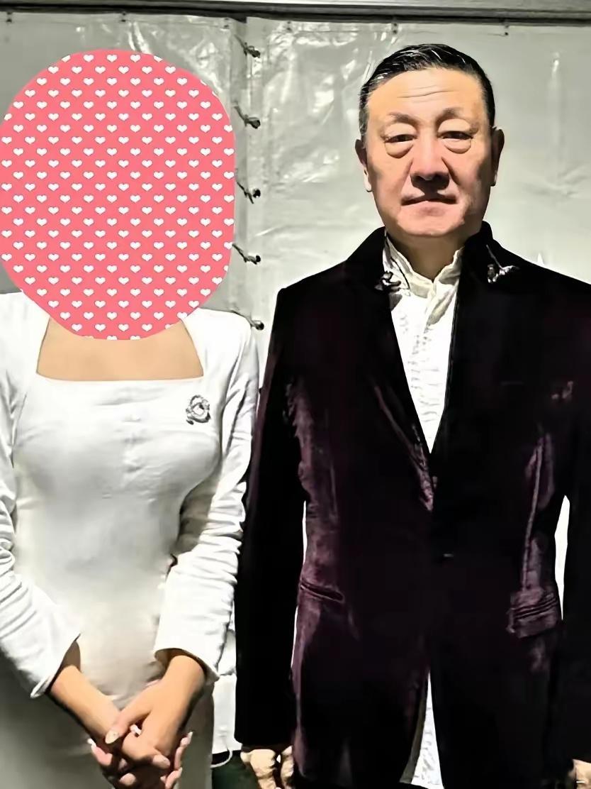 韩磊这步棋错得有多离谱？第三者要100万竟毁了一生​​真没想到韩磊会栽在这100