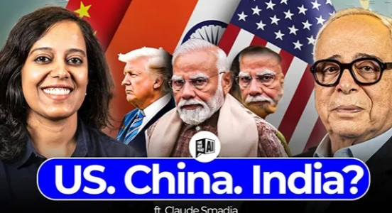 印度女主持解析全球权力四大支柱，嘉宾只提了中国和美国。主持人不断暗示瑞士嘉宾夸一