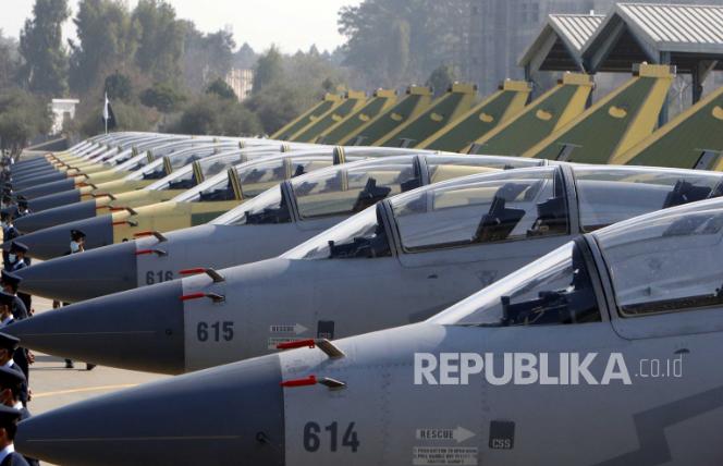 巴基斯坦部队携中国造武器进驻沙特，必须面对四个致命且敏感问题，关乎未来走向！