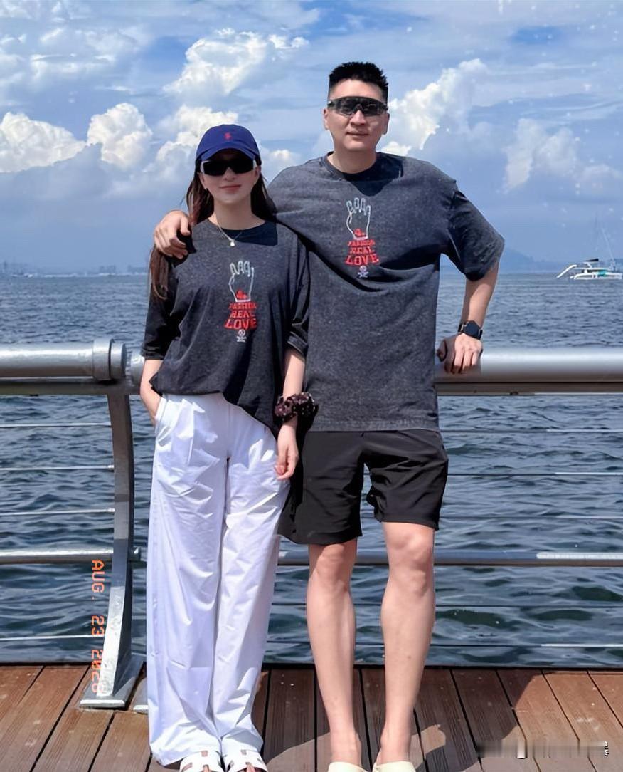 不得不说，孙悦这小子眼光够毒，和别人就是不一样，在择偶这方面那叫一个人年清醒
