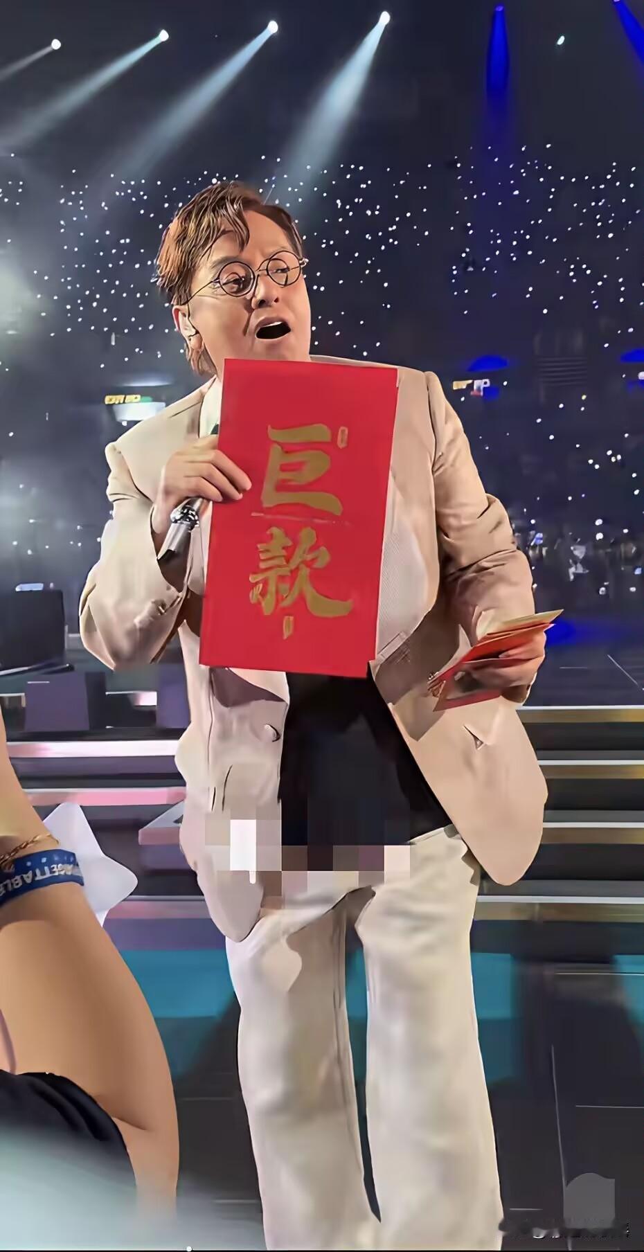 我能接受谭咏麟76岁了​也可以接受他这年纪还开演唱会​但是我真的想不到，他在