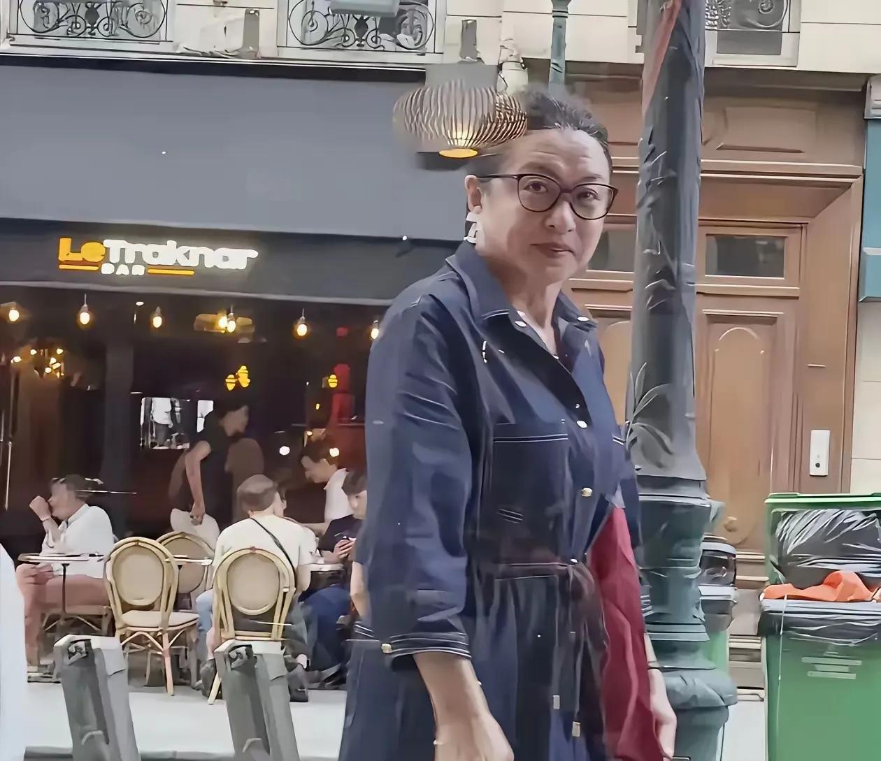 哦豁！这不是“红姐”吗？金星移居巴黎后，感觉整个人都变了，变得越来越男相了，网
