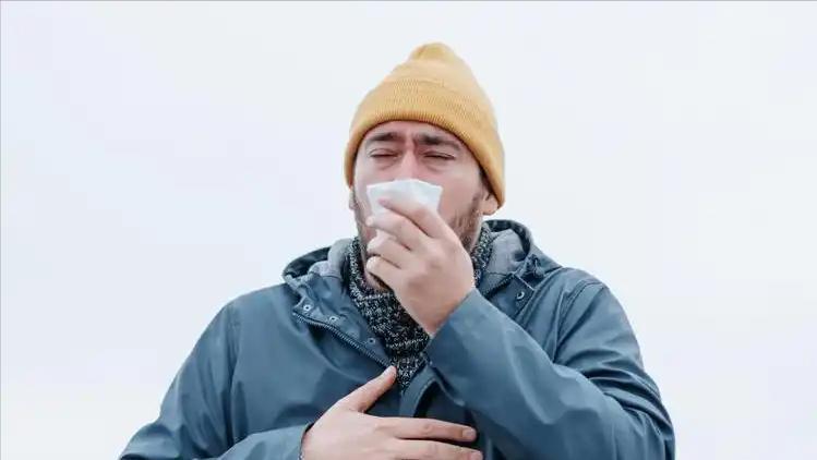 肺部有病，喉咙先知？若喉咙出现3种症状，应及时就医检查！很多人可能没想到，喉