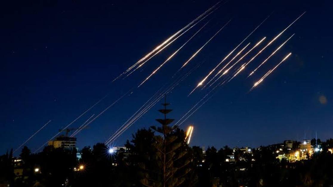 以色列媒体报道称，以色列正在为可能与伊朗发生冲突升级做准备。据《以色列时报》