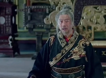 重温号称古装权谋天花板的《琅琊榜》，梁帝这波“灭自家7万精锐”的神操作，越品越觉