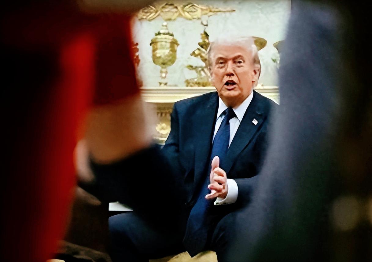 最近国际政坛真是活久见，特朗普接连放出惊人言论，公开宣称自己卸任之后，完全可以去