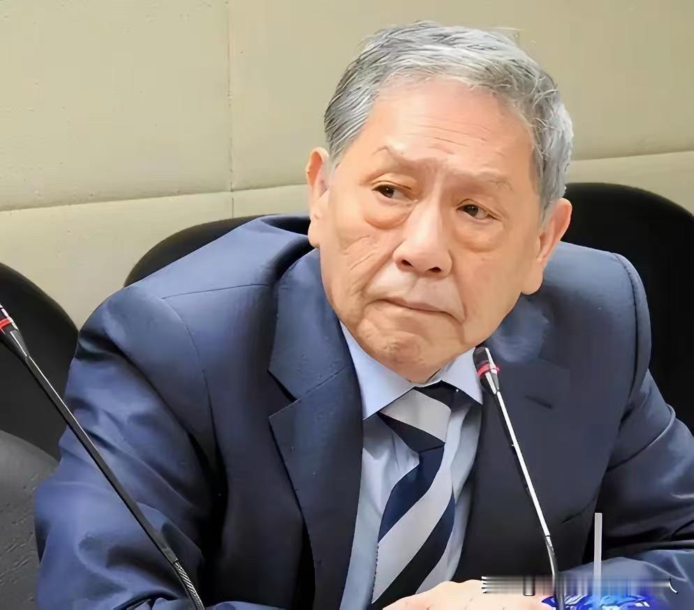 一边享受关税减免，一边高喊“不愿统一”！针对岛内这份民调，退役中将帅化民直接把话