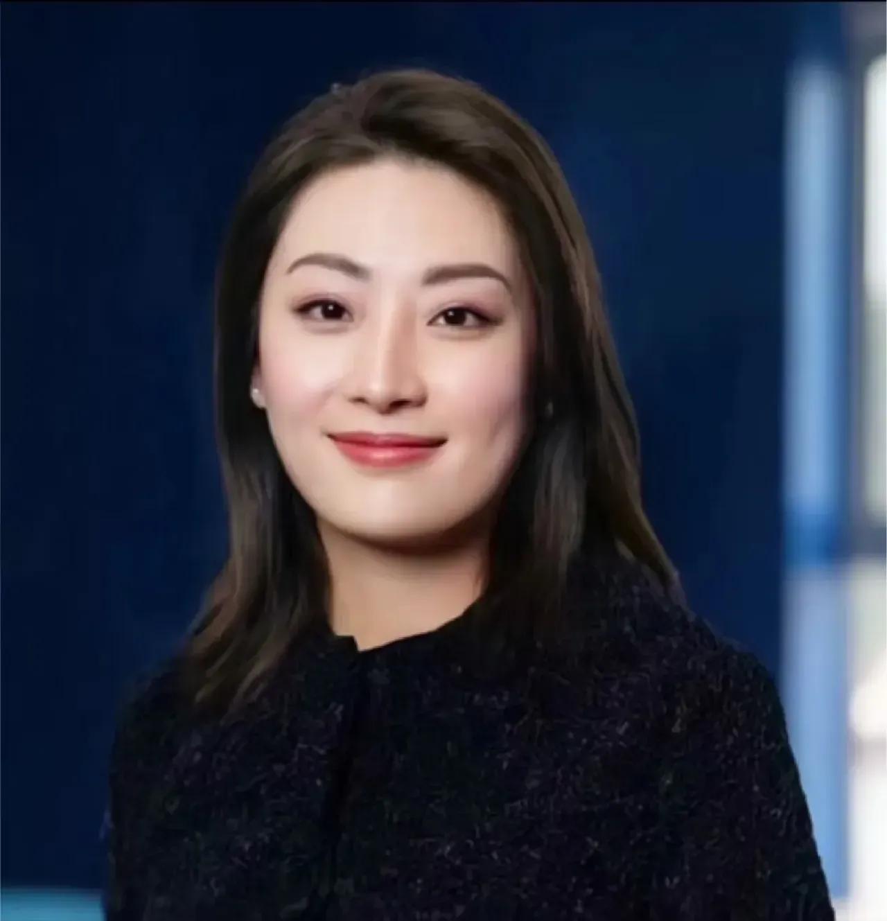 王健林很欣赏宗馥莉，说她是自己儿媳妇最佳人选。一直以为王健林看上了娃哈哈，现在看