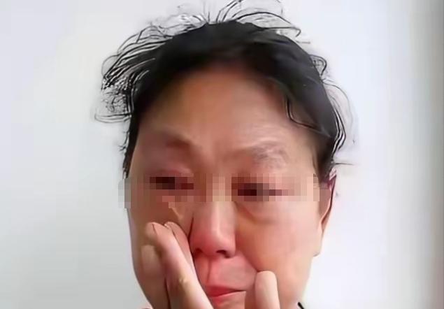 “亲妈一张嘴，直接把儿子的‘金饭碗’给端了！”近日，上海一大妈做梦都没想到，自己