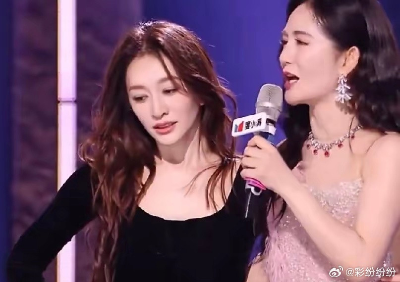 说实话我一直get不到谢娜主持的点，总觉得她太聒噪了，什么人的话她都要插一嘴。