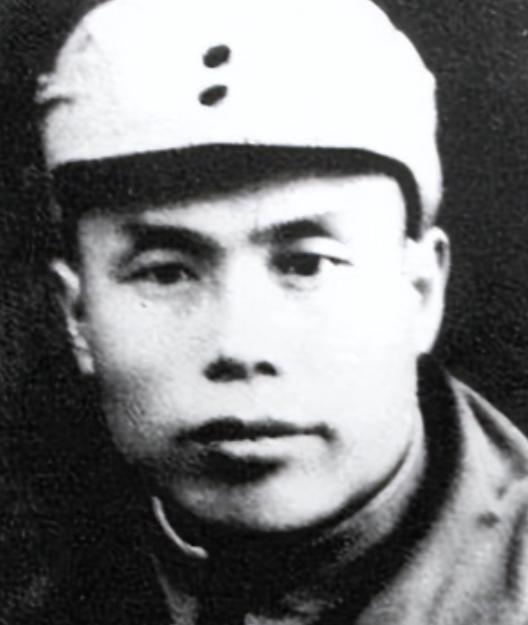 1943年新四军13团遭伏击，双方交火后，团长却发现其中“不对劲”，密密麻麻的日