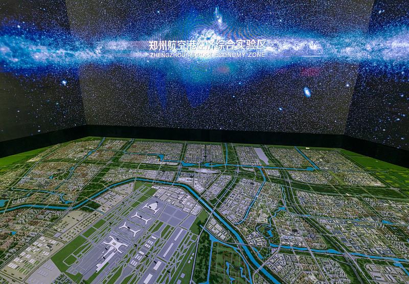 郑州航空港区将成为和郑州市并列的一座新城官方定位：郑州都市圈“双核”——郑