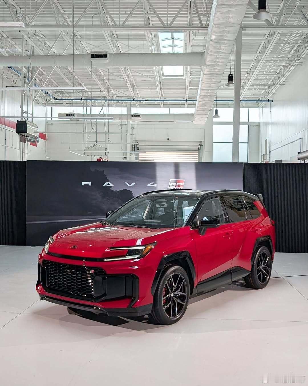 著名汽车摄影师Larry_chen拍摄的全新2026丰田RAV4GRSpo