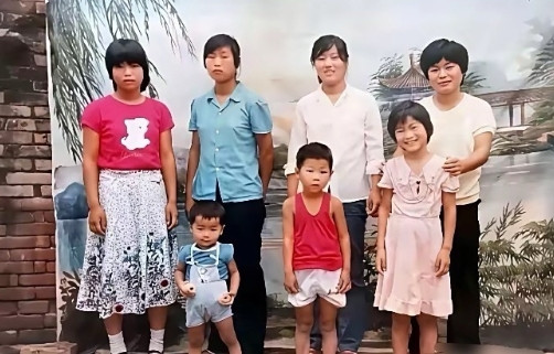 岳云鹏凭一几之力，改变了整个家族命运。