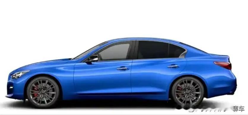 新能源汽车最大的骗局，根本不是续航，而是“智能”现在车企卖车，都在疯狂堆屏