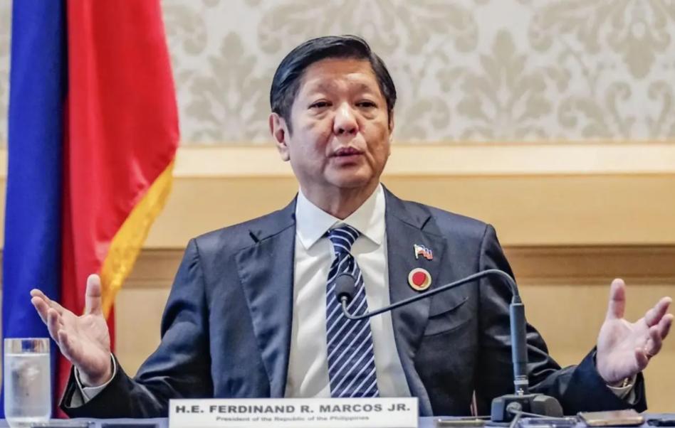 菲律宾民众倍感失望！7.9级强震发生后，就在受灾民众急需国际社会伸出援手的时候，
