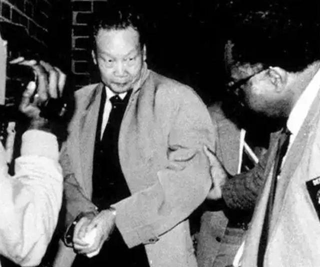 1987年，我国首次下达追杀令：遇见此人不分时间和地点，也无需审问，当场发现当场