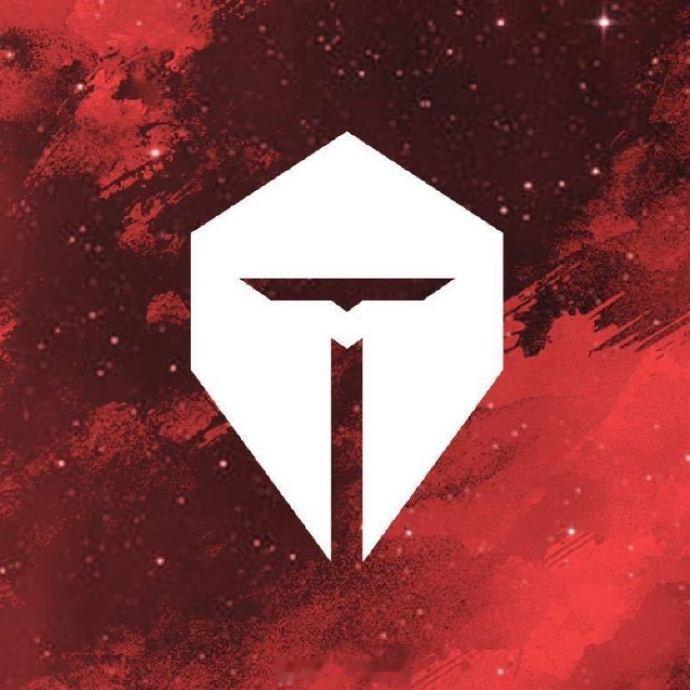 TES梦游TES皇子我总结一下第一把的TES：掉线梦游的辅助想当英雄但是失了