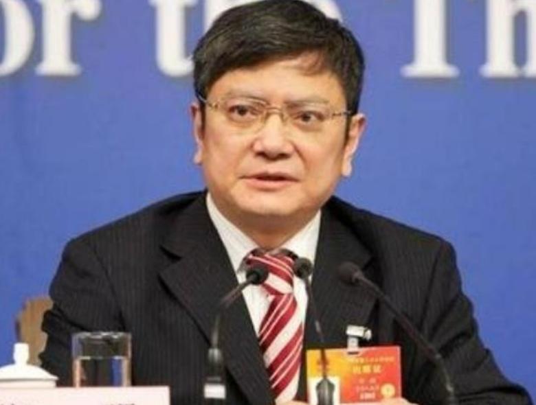 郑强教授，再次发出“王炸”言论，语出惊人！他表示，现在大家都去搞人工智能，但是我