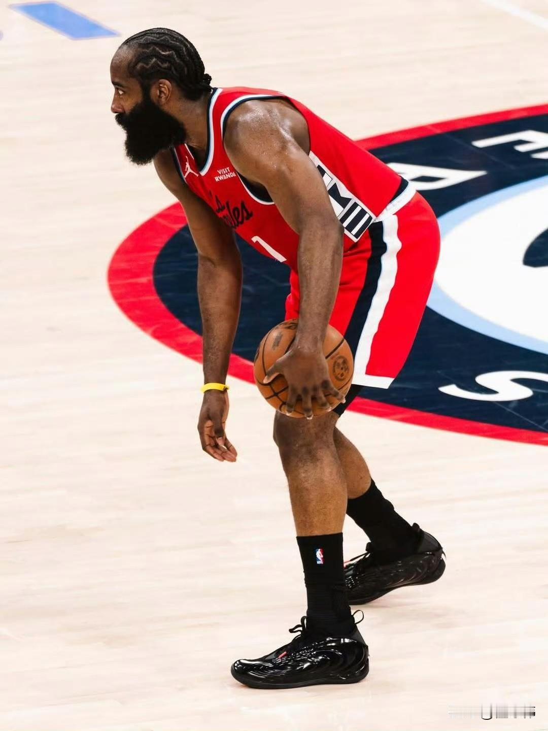 感谢登哥！曼恩谈哈登：“我很感谢登哥。”“我还在快船打球的时候。”“