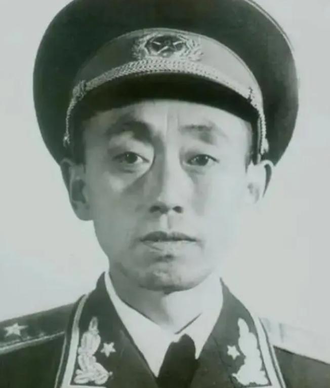 1979年，一代名将郑维山最终因为生活低头了，他给昔日领导人徐向前写了一封信，信