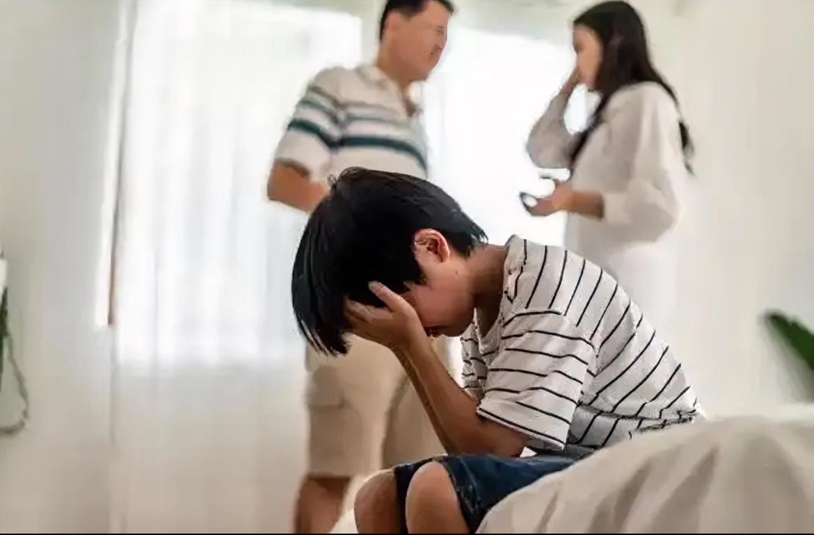 发现妈妈出G对孩子的影响有多大？我跟你们讲2个真实的案例。第一个是我一个男