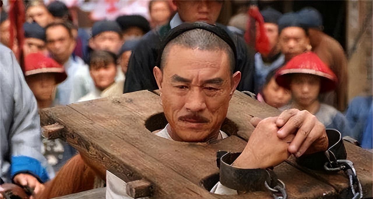 1725年，年羹尧得知消息自己将被问斩，索性将已经怀有身孕的小妾送给了一个落魄秀