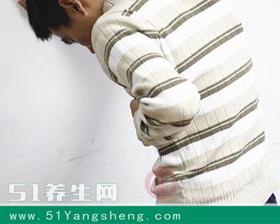 胸口疼痛是什么病症 胸口疼痛有哪些原因