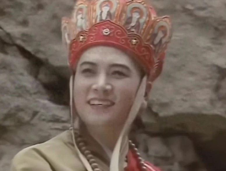 任何人不生孩子没有后代，那就是不完整的！ 千活万活，迟重瑞没有子孙都是白活！