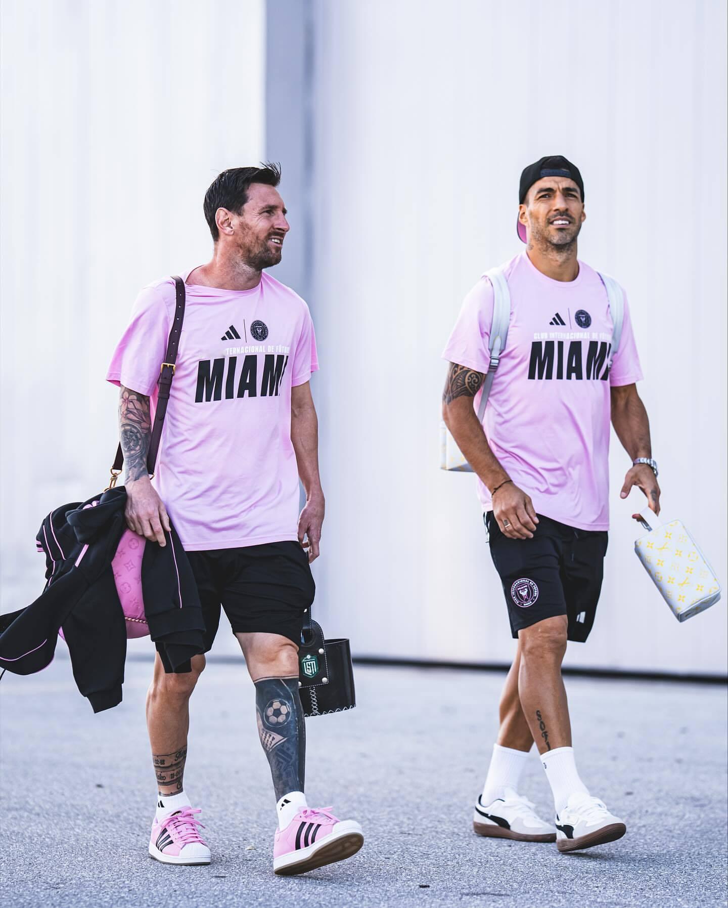 出征!梅西随队前往纳什维尔!✈️梅西纳什维尔vs迈阿密国际