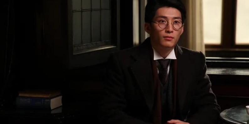 一个国民党高级将领，竟然冒着风险，为一个被俘的共产党早期领袖求情。这事儿就发生