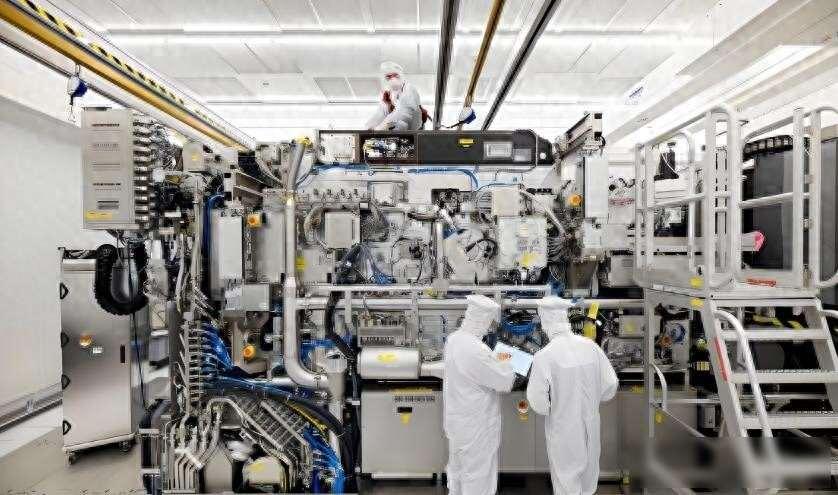 日本释放强硬信号之际，高市早苗对美预期能否兑现引热议最近网上吵得挺厉害，说日本