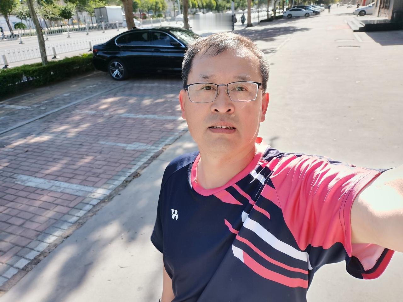 如何应对戒烟长胖？一、长胖是挡在戒烟前面的大山。戒烟导致肥胖，是挡在戒烟
