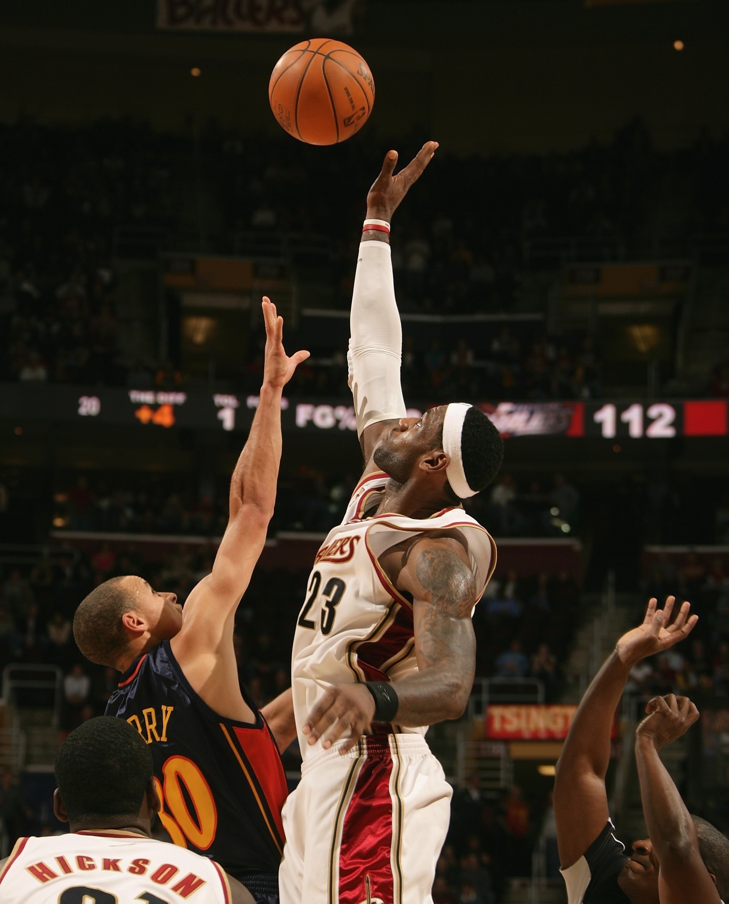 骑士詹姆斯我的观赛搭子老照片回顾詹库跳球🏀​​​