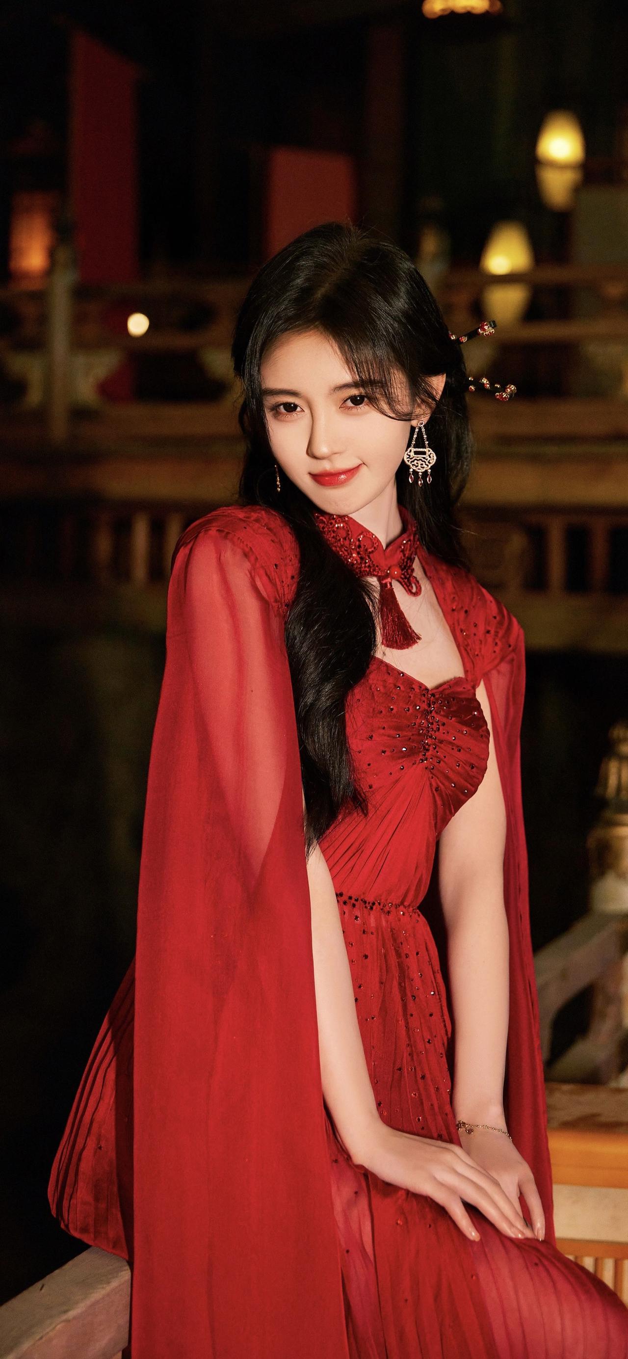 美女壁纸-第6206期-鞠婧祎