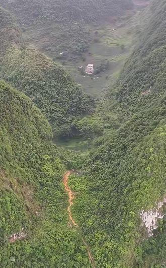 给你月薪3万，一个人住这房子，能待多久？说实话！