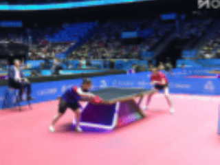 何卓佳会不会被乒协处罚？她到底遮挡了吗？佳佳和陈熠的比赛中，佳佳被裁判两