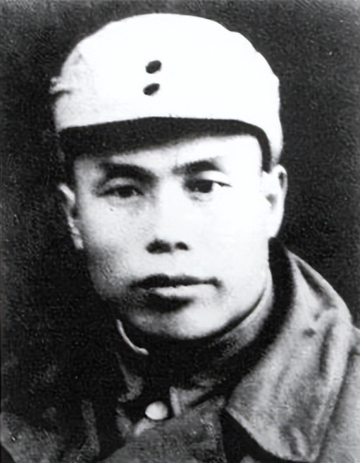 1943年新四军13团遭伏击，双方交火后，团长却发现其中“不对劲”，密密麻麻的日