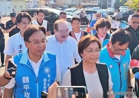 蓝营彰化县长王惠美与县长参选人魏平政破冰了。国民党今（17日）在员林市圆林园滞洪